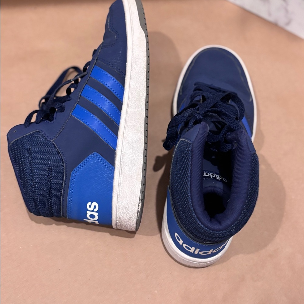 Adidas Boys Blue mid top sneakers